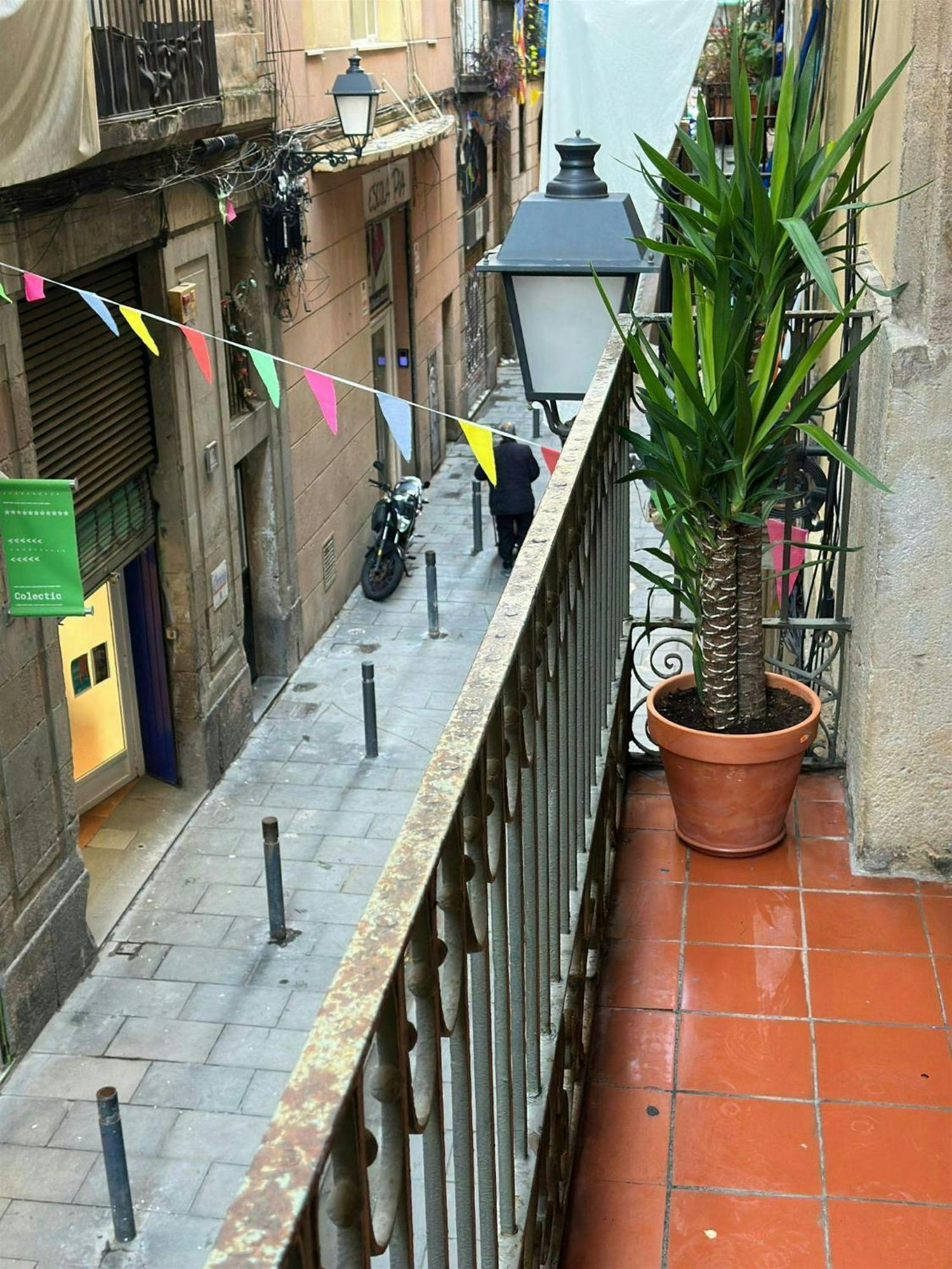 Sant Antoni 3 - Downtown Barcelona. Modern Apartment Exterior photo